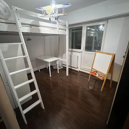Nicolae Caramfil Apartment